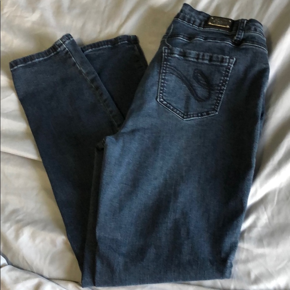 Skinny jeans